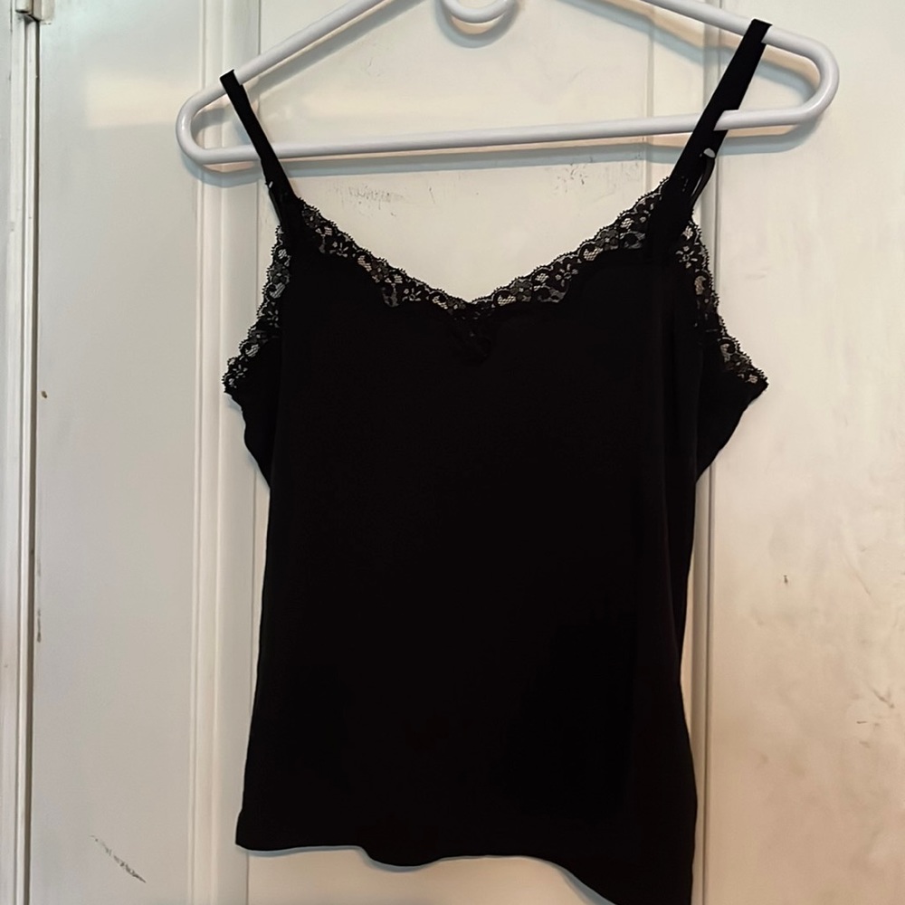 Ann Taylor loft stretch size Medium black tank top. LIKE NEW